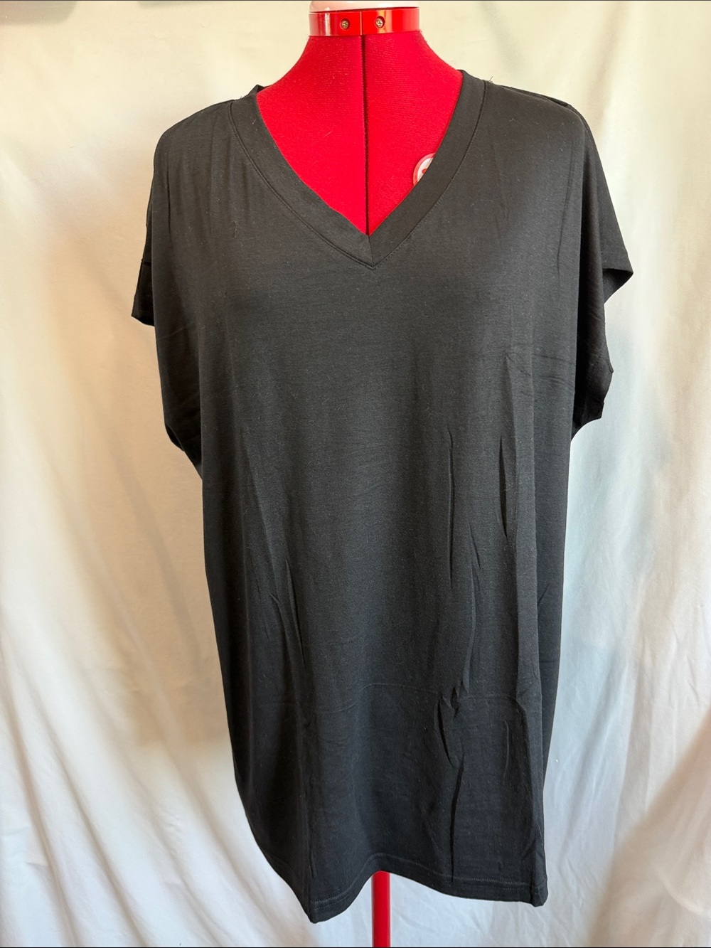Women’s Black V-Neck Tunic Top